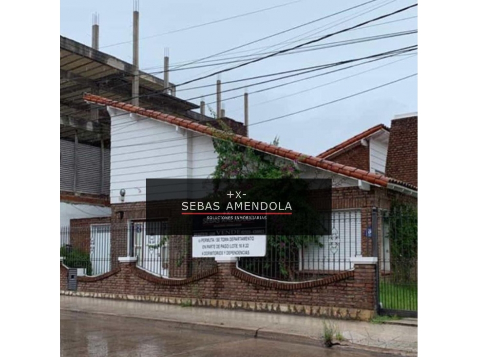 VENTA EXCELENTE CHALET CENTRICO EN IMPECABLE ESTADO
