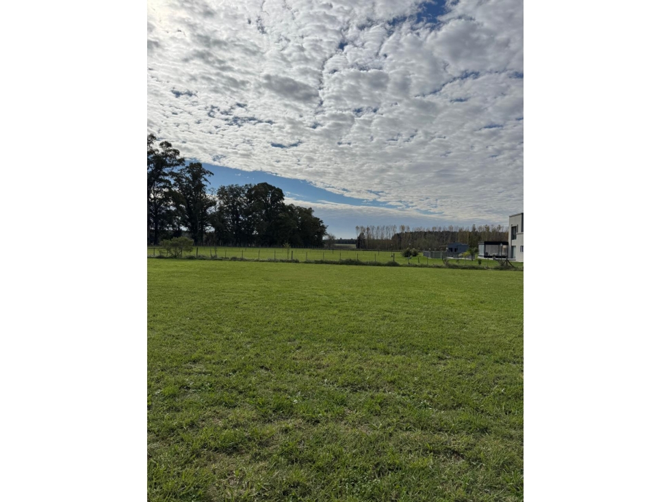 VENTA LOTE EN BARRIO CHACRAS LA CECILIA CLUB DE CAMPO — foto 3