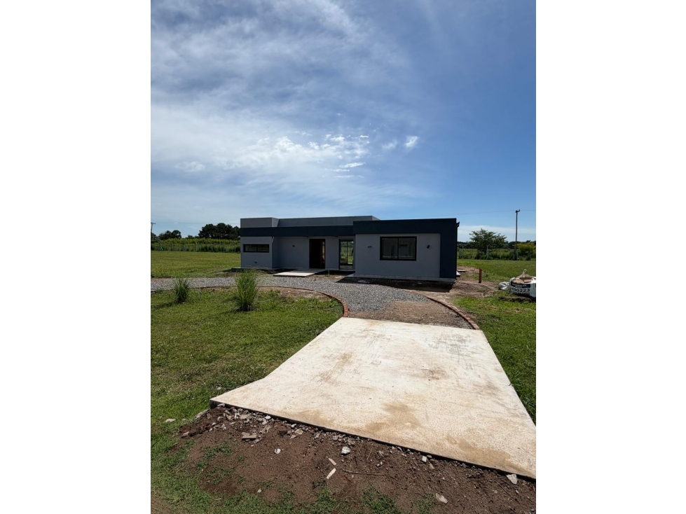 VENTA CASA A TERMINAR EN BARRIO CERRADO LOS JUNCOS — foto 2