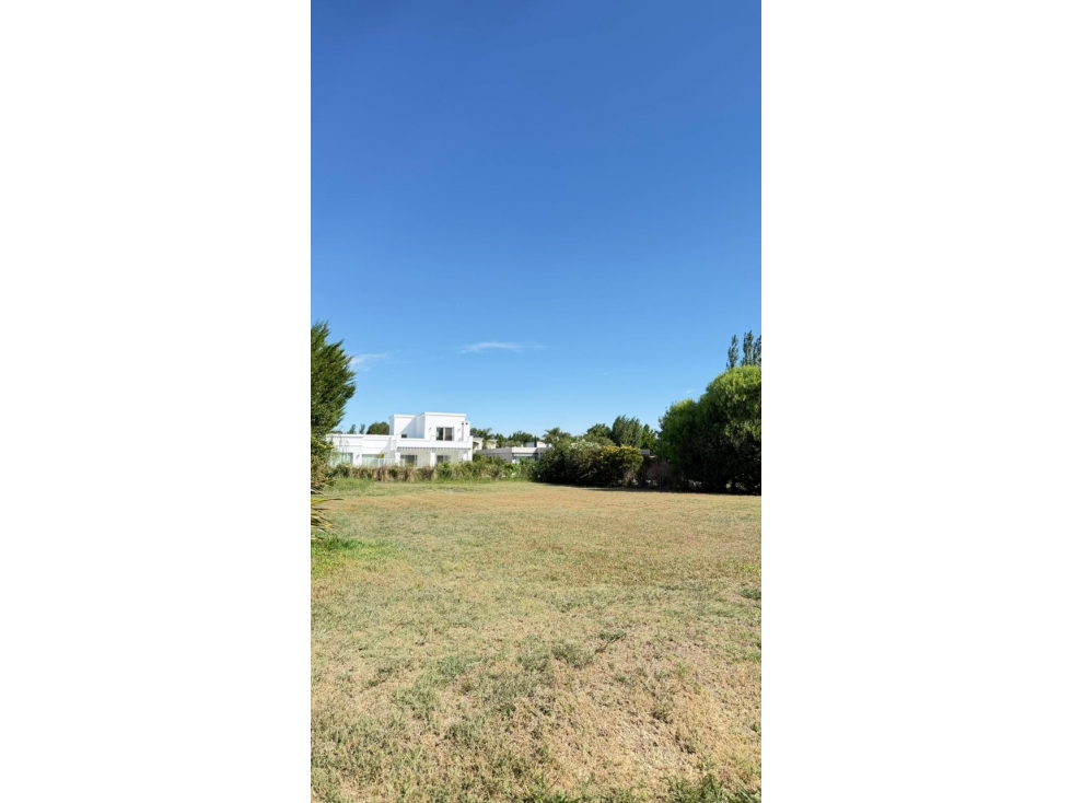VENTA DE LOTE EN BARRIO CERRADO LA CONCEPCION — foto 2