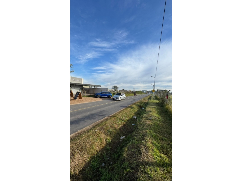VENTA LOTE EN BARRIO LOS ALAMOS - 2