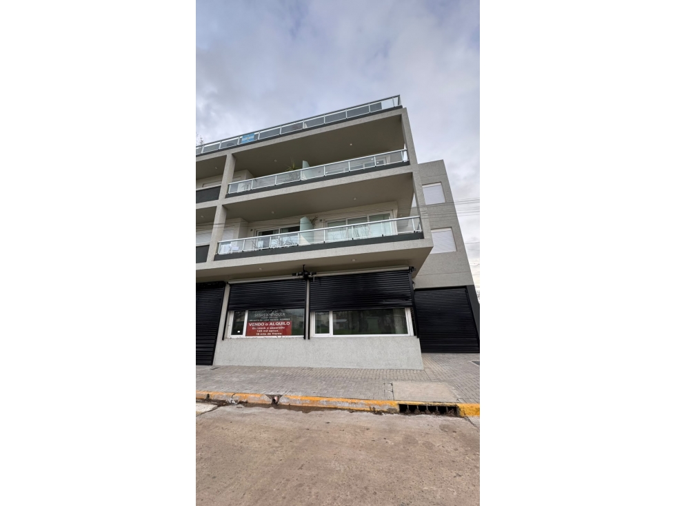 VENTA O ALQUILER LOCAL EN EDIFICIO ESTACION PALMIER - 2