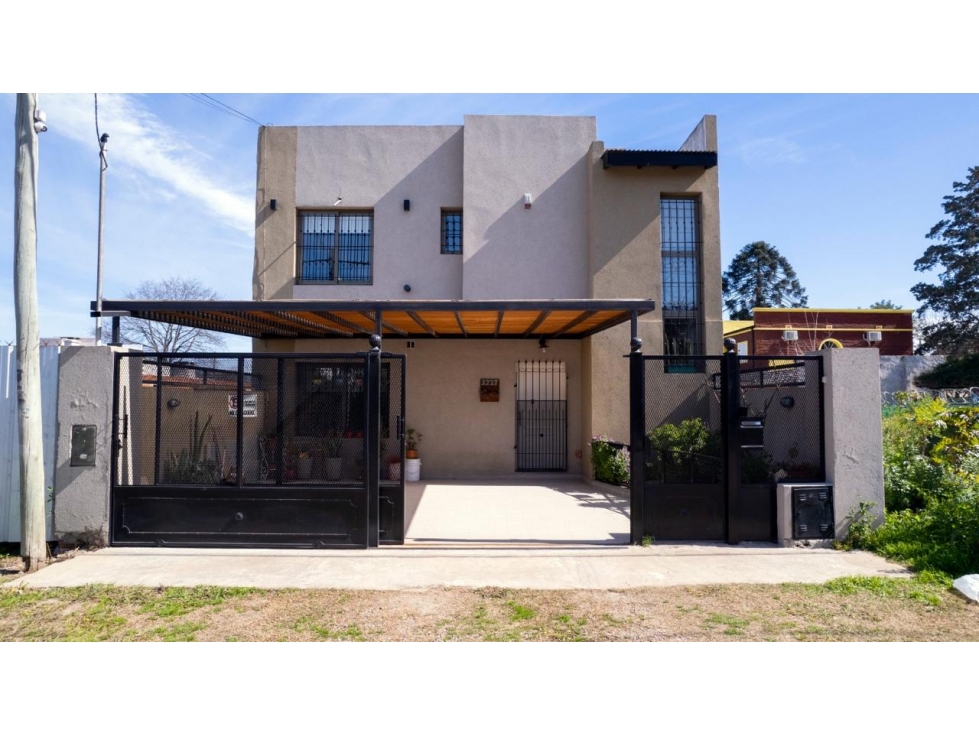 VENTA CASA BARRIO LANUSSE Lujan Bs As — foto 2