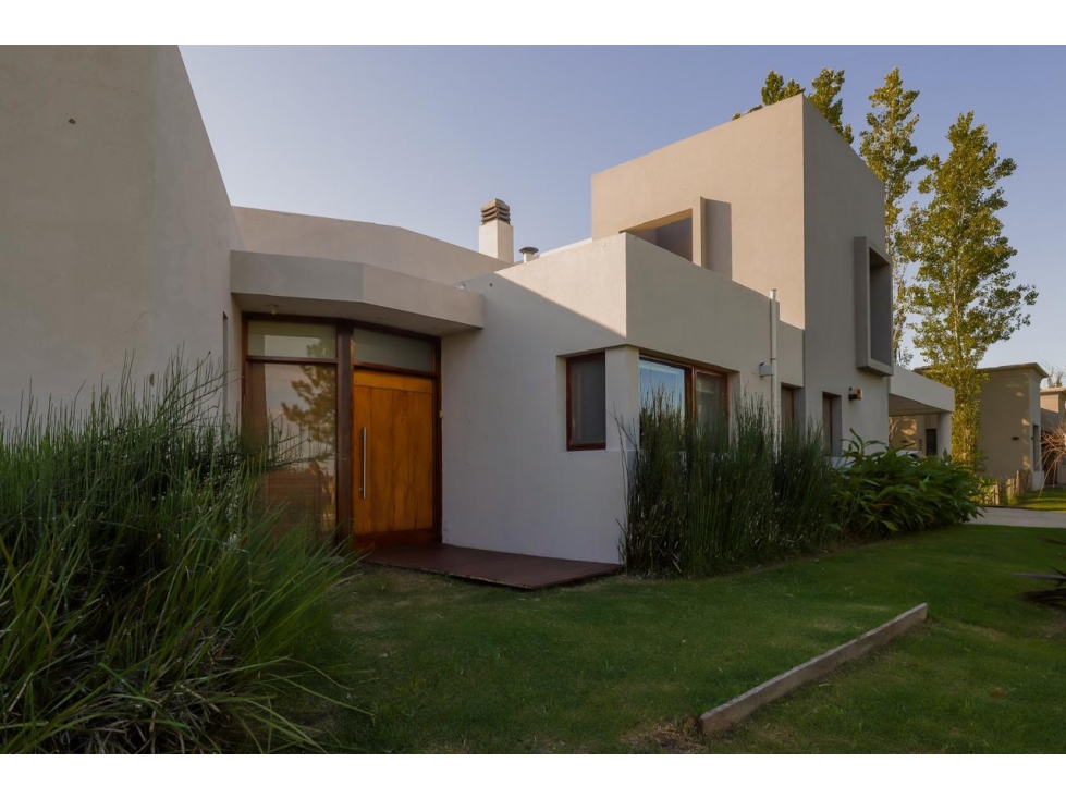 VENTA CASA EN BARRIO CERRADO ARROYO DULCE APTO CREDITO HIPOTECARIO — foto 2