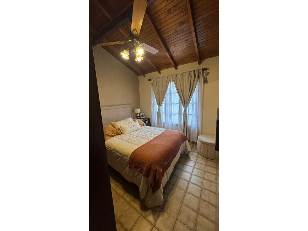 VENTA CASA EN BARRIO SAN BERNARDO - 4