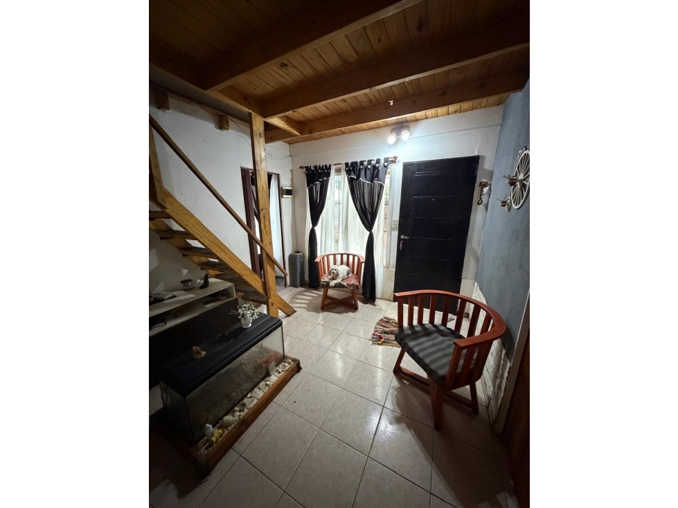 VENTA CASA EN BARRIO LOS LAURELES - 4