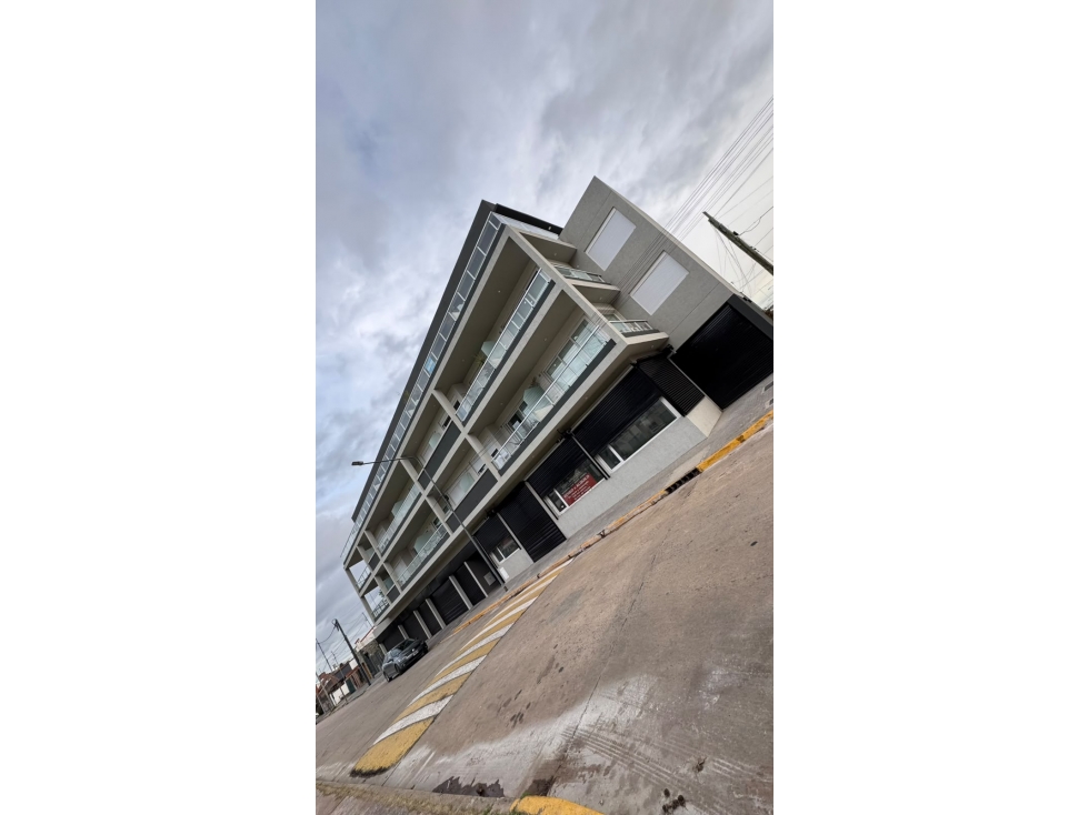 VENTA O ALQUILER LOCAL EN EDIFICIO ESTACION PALMIER - 4