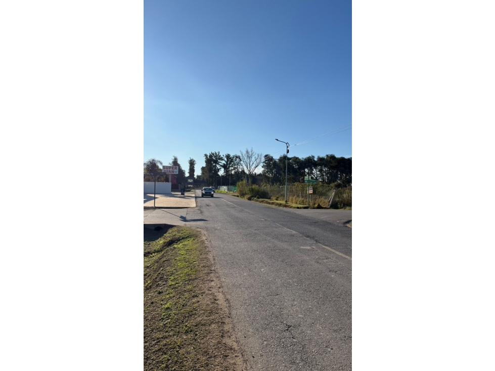 VENTA LOTE EN ESQUINA BARRIO LOS ALAMOS - 5
