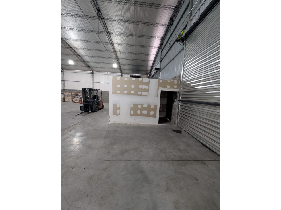 VENTA O ALQUILER DE GALPON SOBRE CALLE SAN ROQUE — foto 6