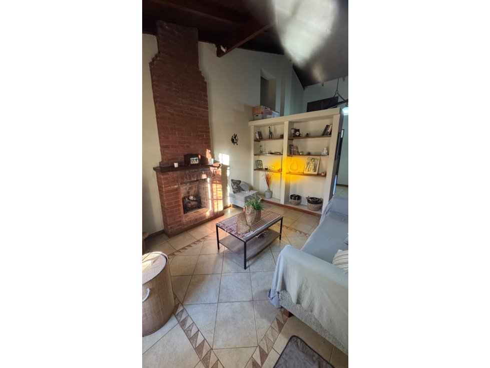 VENTA CASA APTA CREDITO HIPOTECARIO EN BARRIO EL MIRADOR - 3