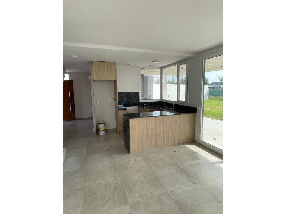 Venta casa estilo duplex en Bº Los Alamos - 3