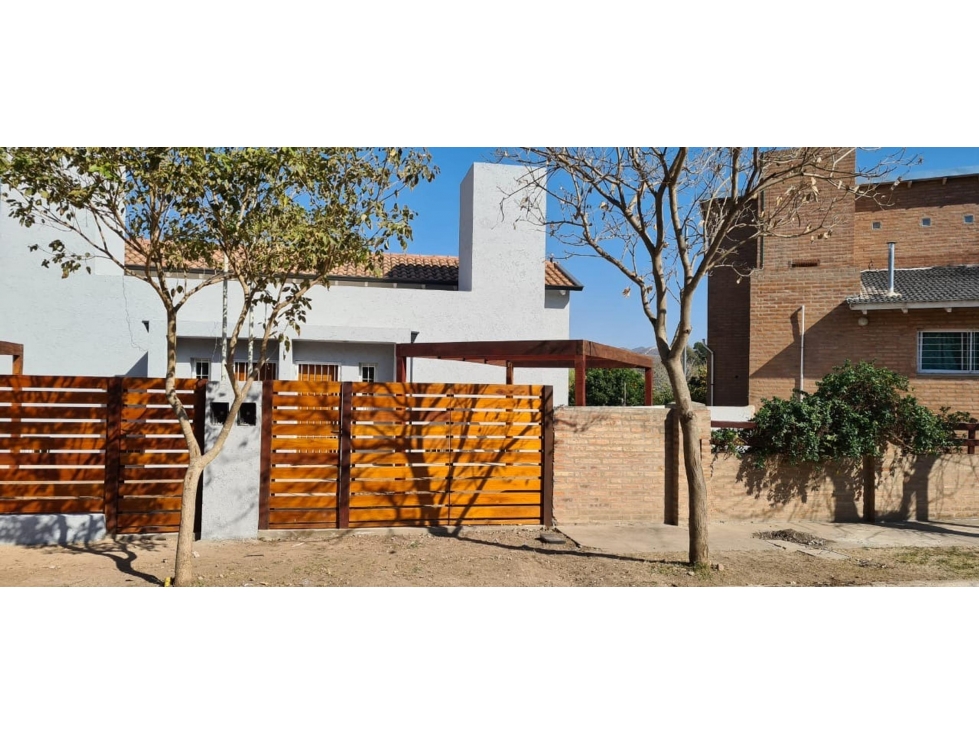 SALDAN - 3 UNIDADES 2 DORM 2 B - PATIO - EXCELENTE - 4