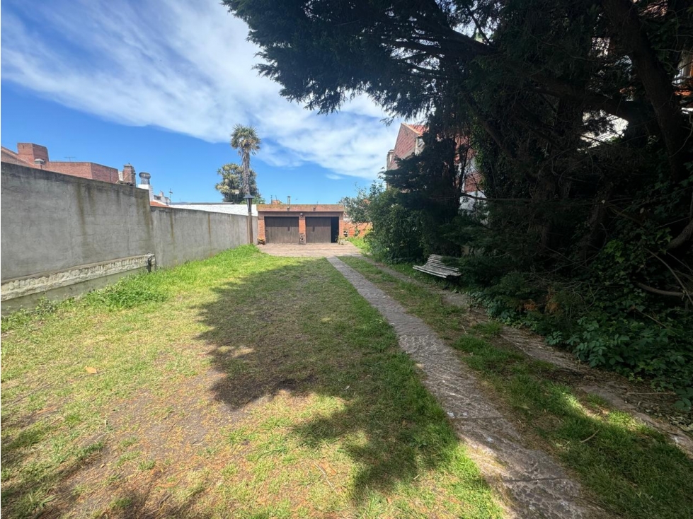 Lote único 390 M2 Barrio San Carlos 2 Cocheras — foto 2