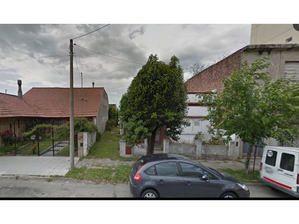 Lote en Vieytes entre Independencia y Salta de 345 mt2