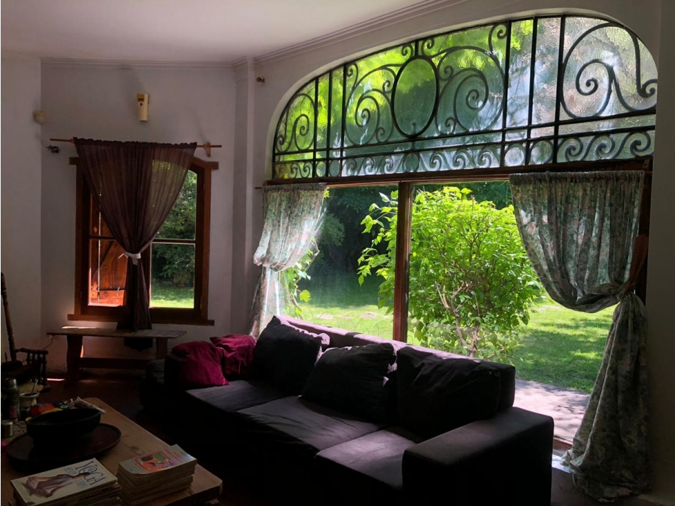 Encantador Chalet en el Grosellar de 4 ambientes - 4