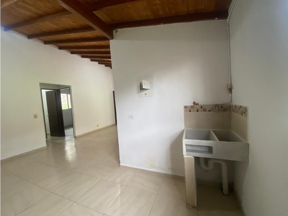 Arriendo Apartamento envigado — foto 2