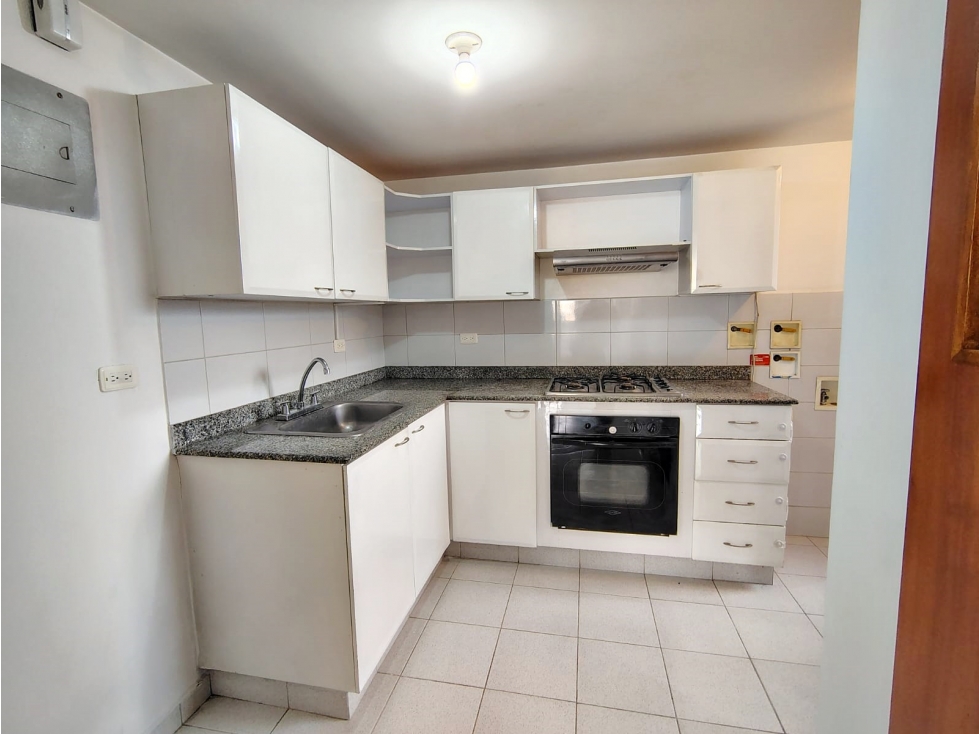 Apartamento en arriendo sector Los Gonzalez — foto 4