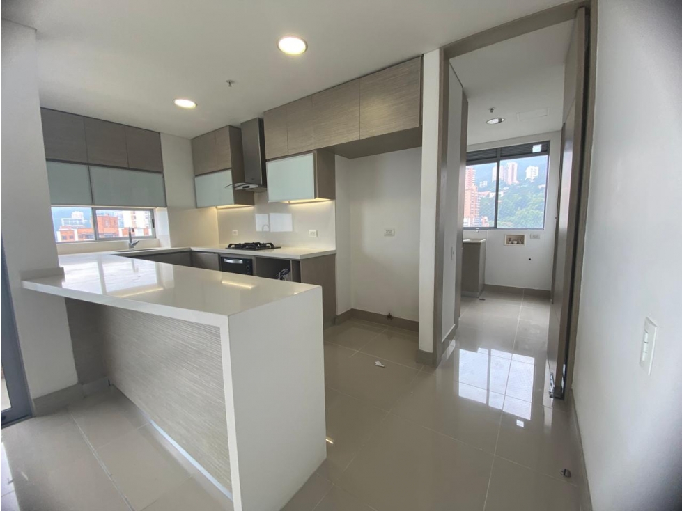 Arriendo Apartamento en el Poblado