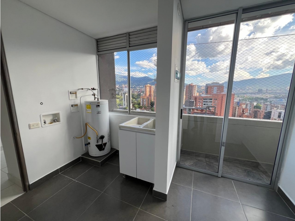 Apartamento en Arriendo Santa María de los Angeles Medellin — foto 4