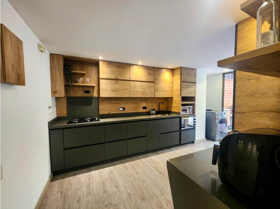 Arriendo Apartamento en el Poblado san Lucas