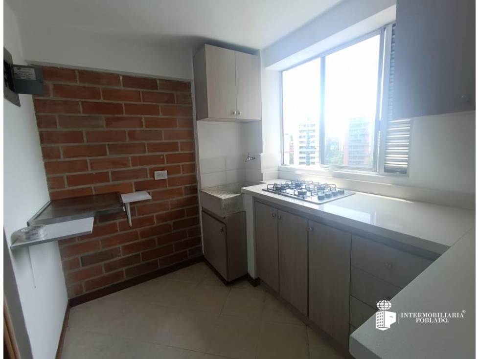 Arriendo Apartamento en el Poblado Las Vegas