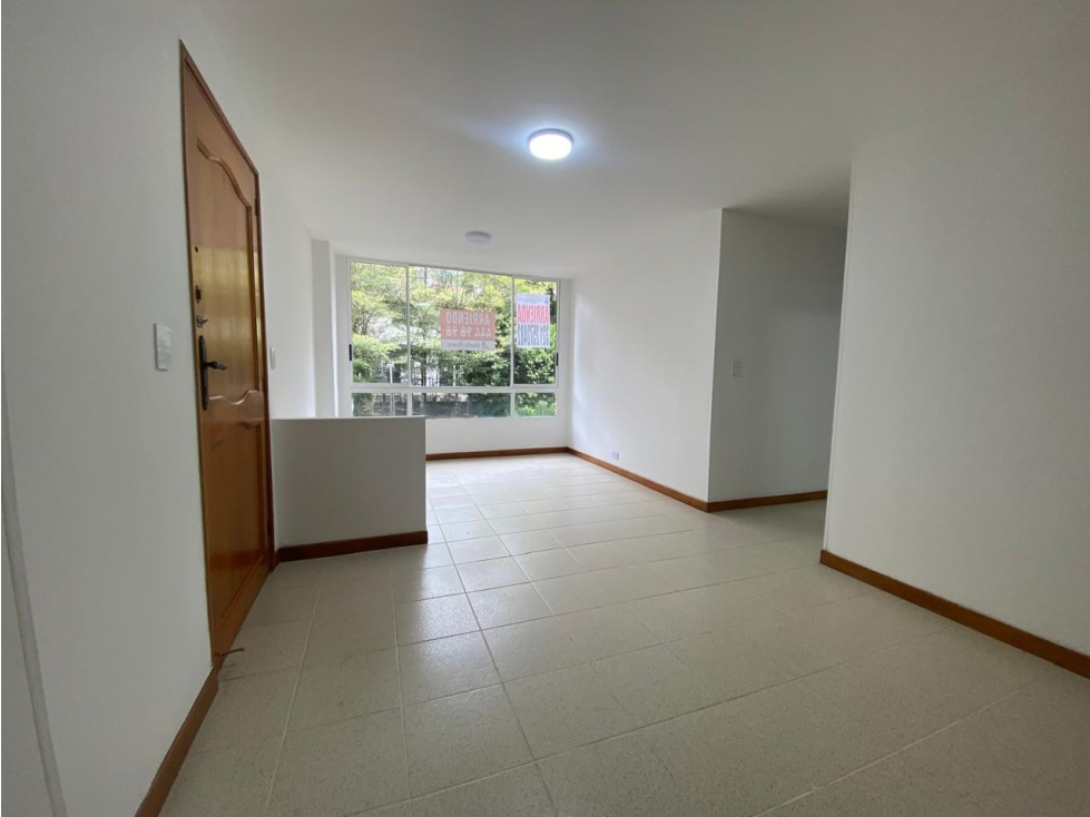 Arriendo Apartamento en el Poblado Sector Vizcaya — foto 5