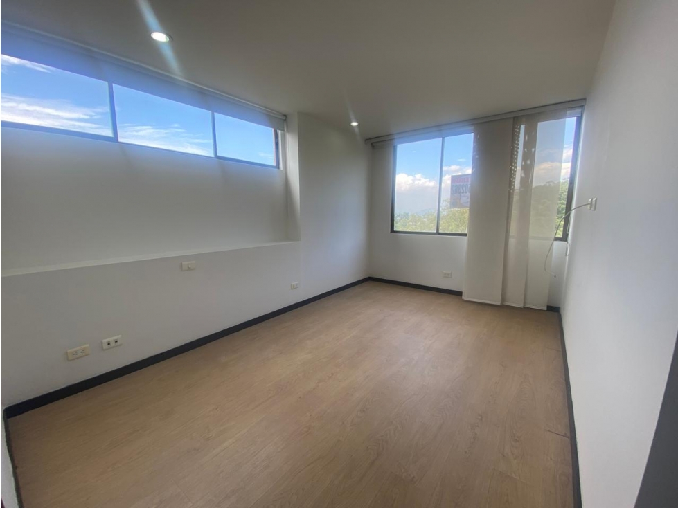 Arriendo Apartamento en el Poblado Sector Las Palmas — foto 6