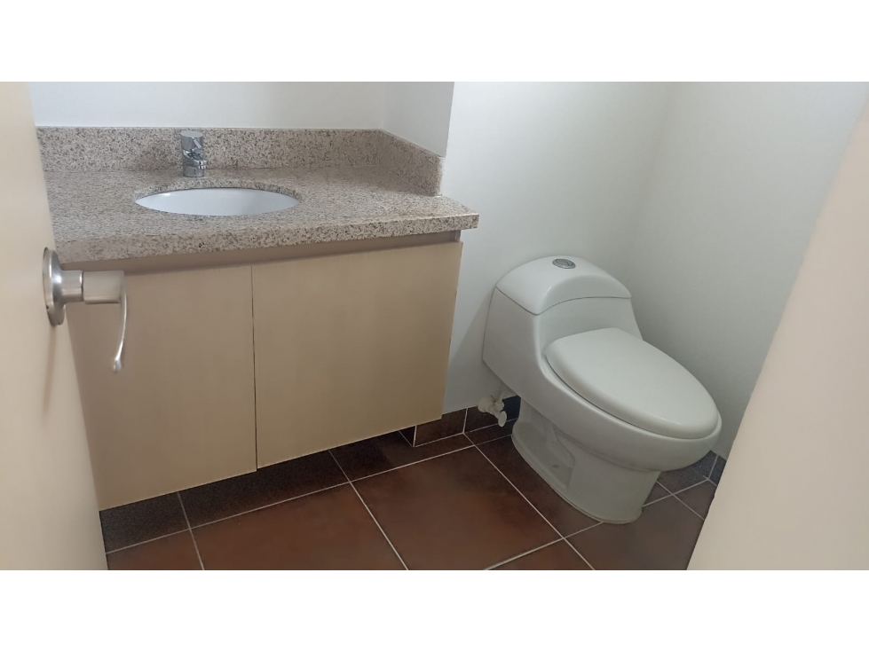Apartamento en arriendo en Rionegro sector los colegios — foto 2