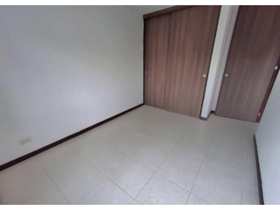 Arriendo Apartamento en el Poblado Sector Patio Bonito — foto 6