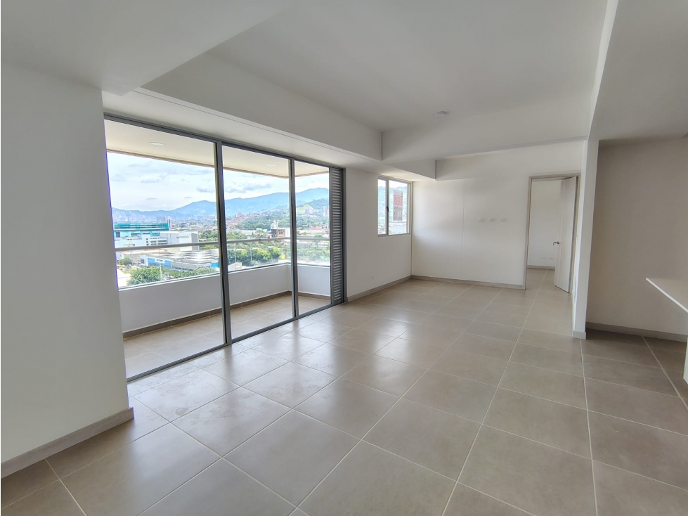 Apartamento en arriendo sector Ciudad del Rio — foto 3