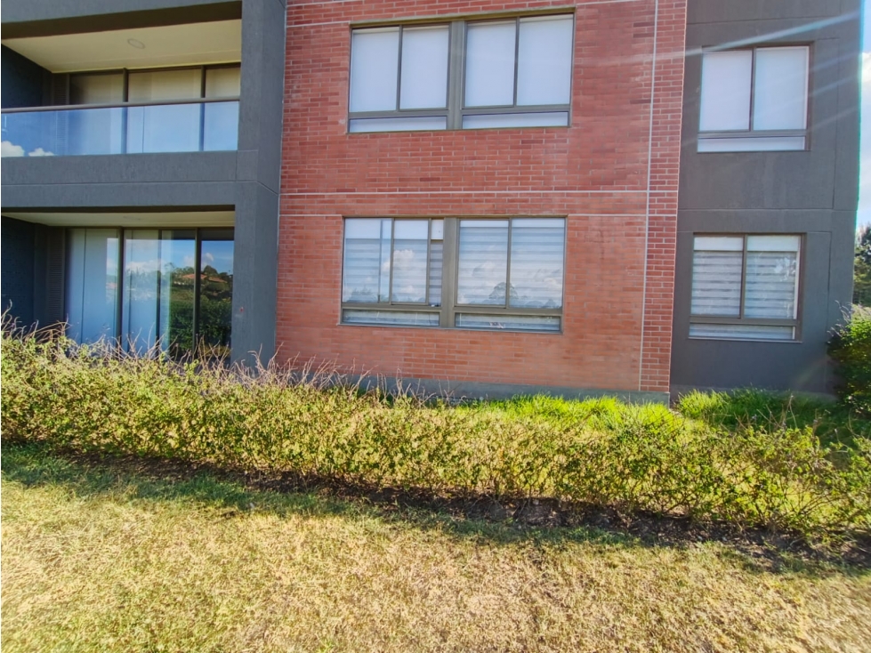 Apartamento en arriendo en Rionegro sector san antonio de pereira — foto 2
