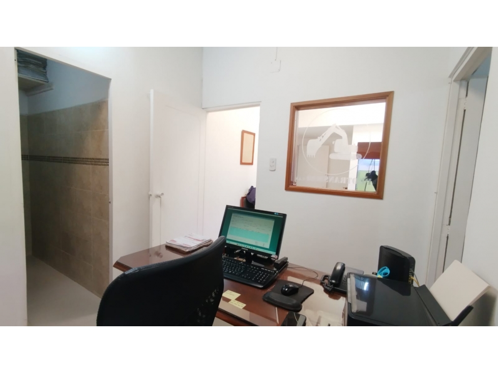 Oficina En Arriendo En Los Colores - 1