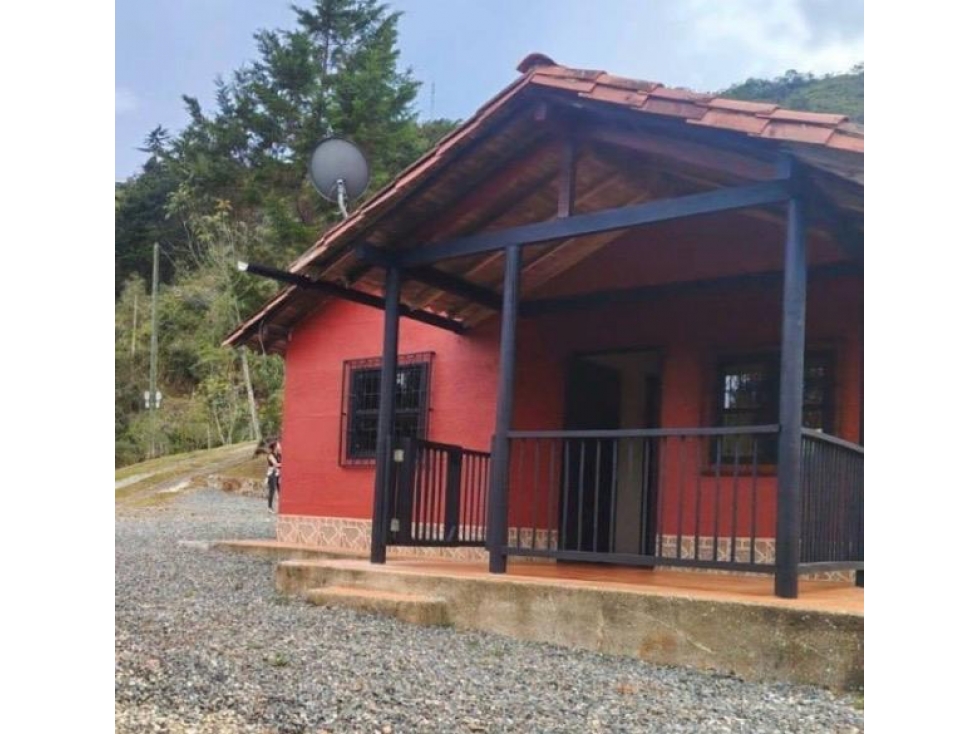 Casa Campestre en unidad Cerrada