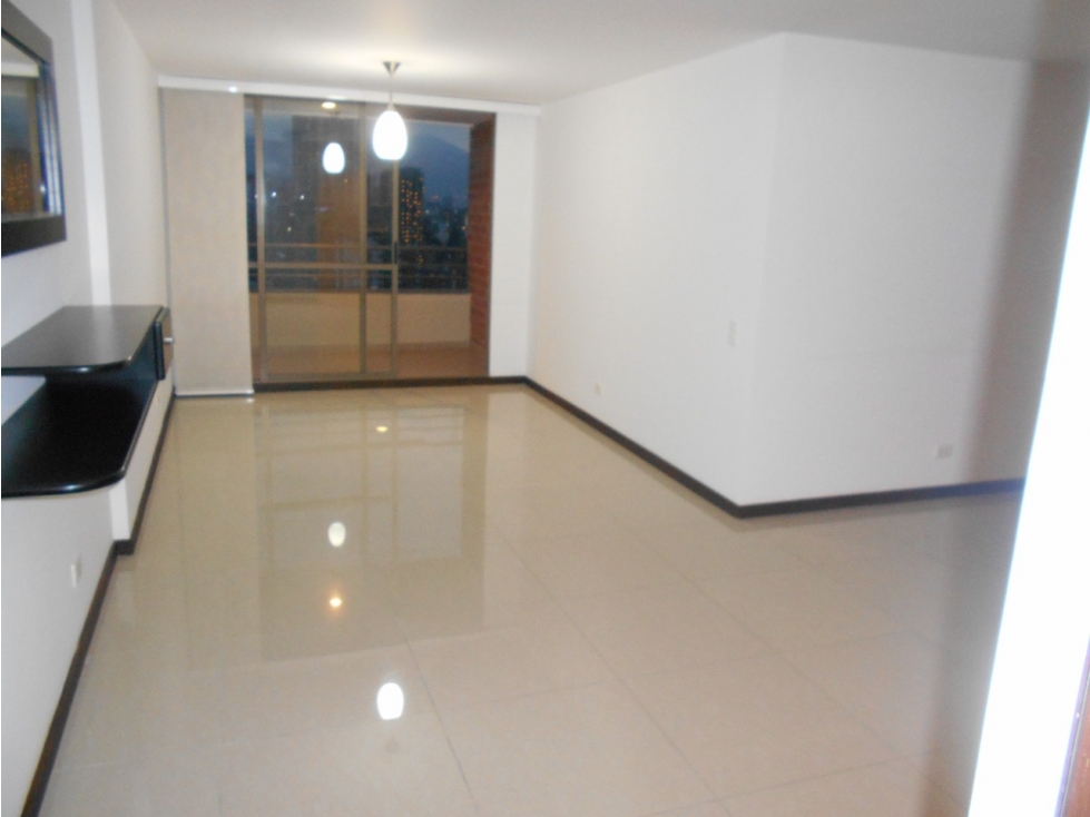 Apartamento en Arriendo sector las Palmas,Mall el Indio
