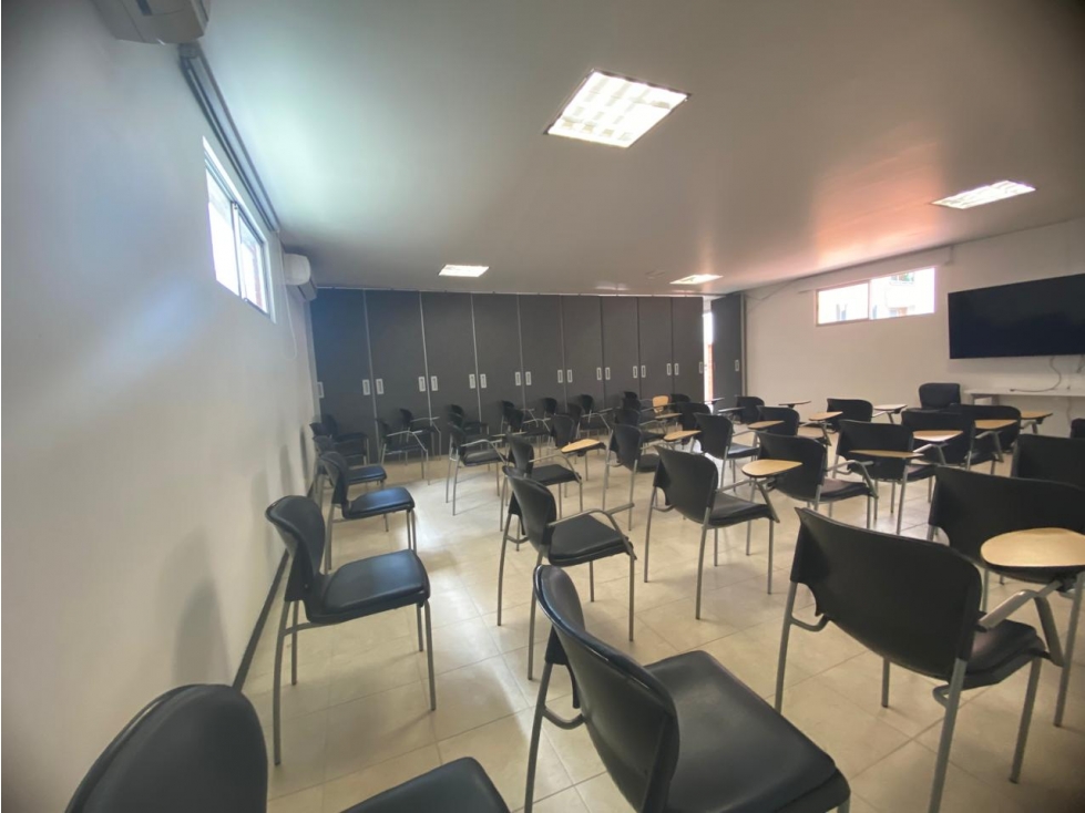 Arriendo Oficina en el Poblado ciudad del Rio — foto 4