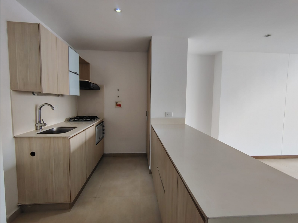 Apartaestudio en arriendo sector Loma de los González — foto 5