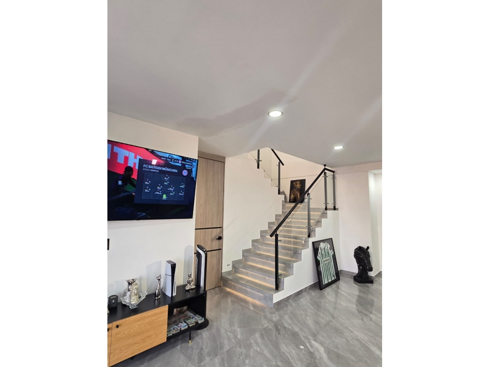 Apartamento Duplex En Venta En Conquistadores — foto 2