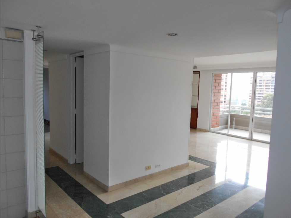 Apartamento en arriendo sector los Parra — foto 2