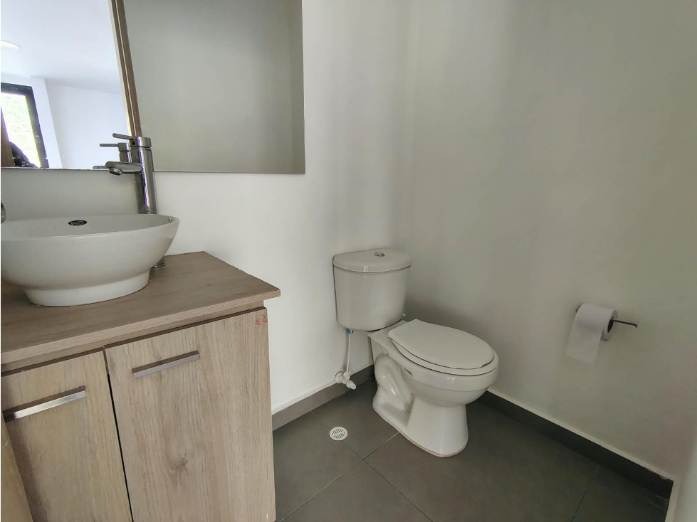 Apartamento en arriendo sector Loma del Escobero — foto 6