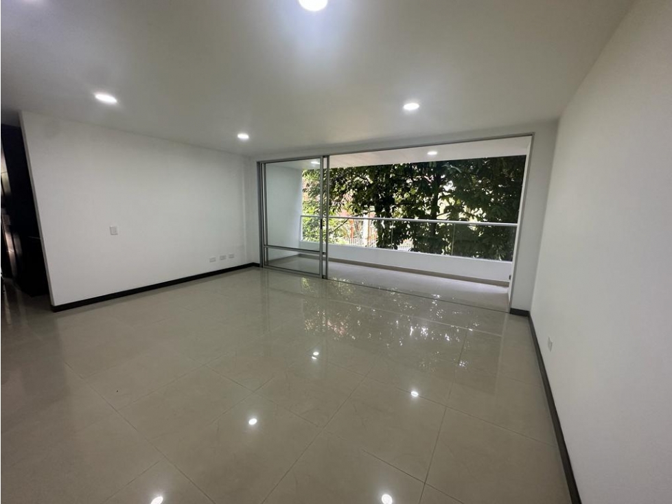 Apartamento en Arriendo sector Milla de Oro