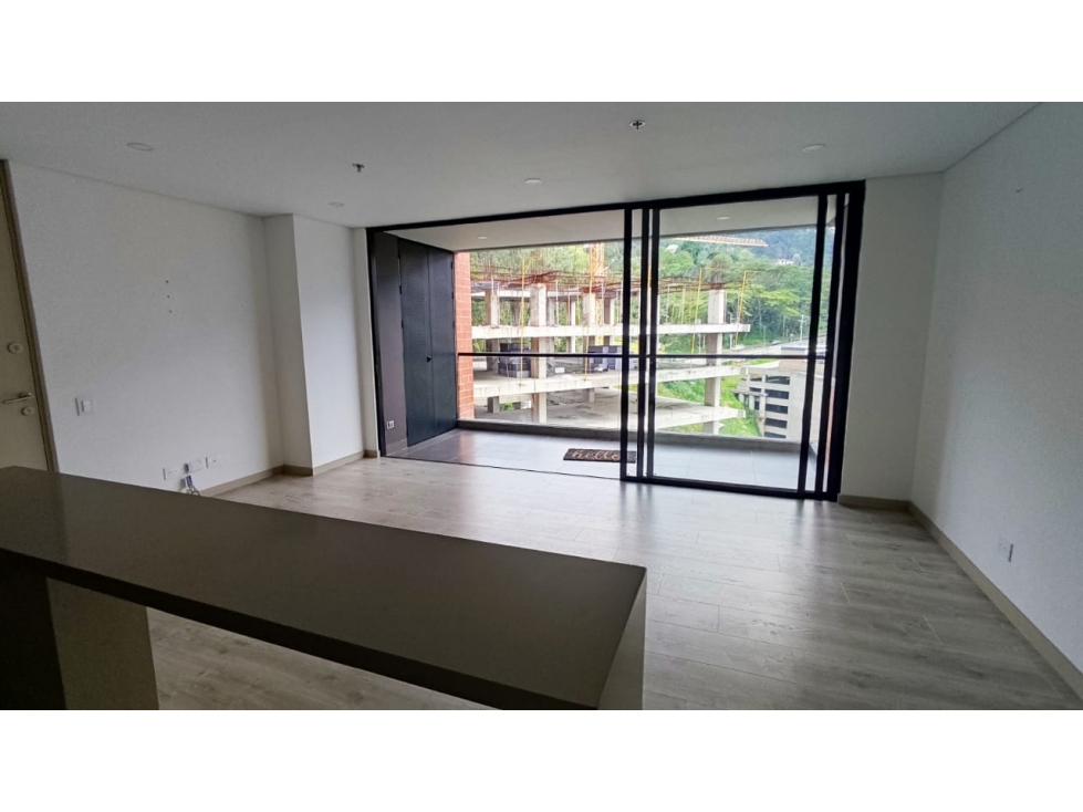 Apartamento en Arriendo sector superior padre Marianito — foto 3