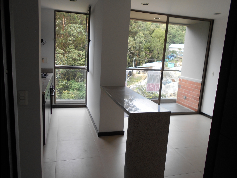 Apartamento en arriendo sector superior padre marianito — foto 3