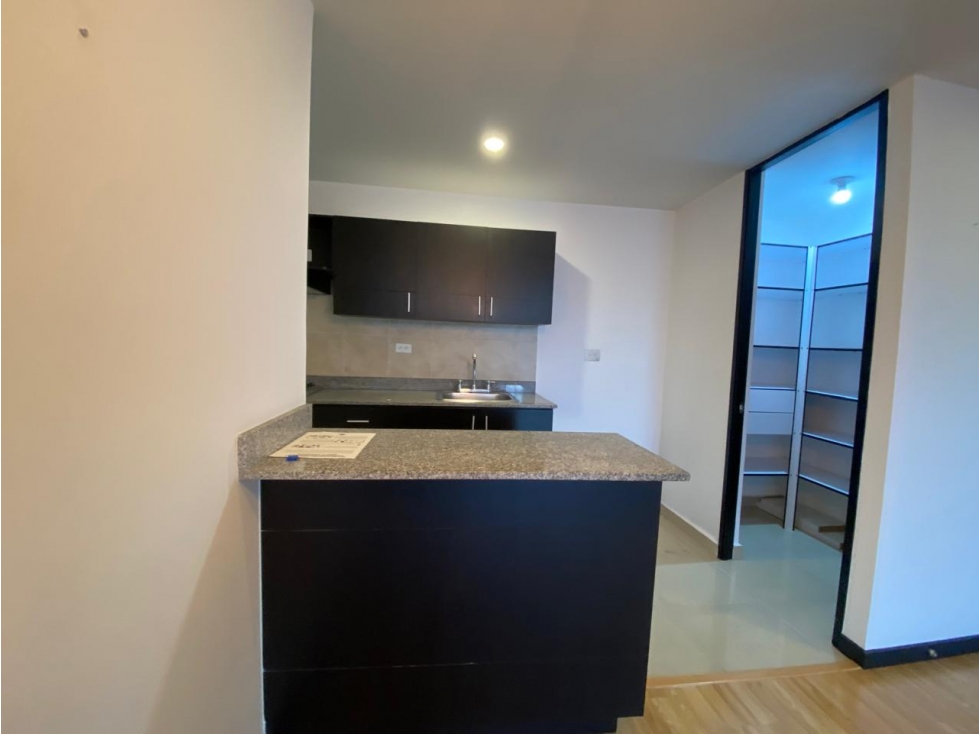 Arriendo Apartamento en el Poblado Sector el Tesoro - 1