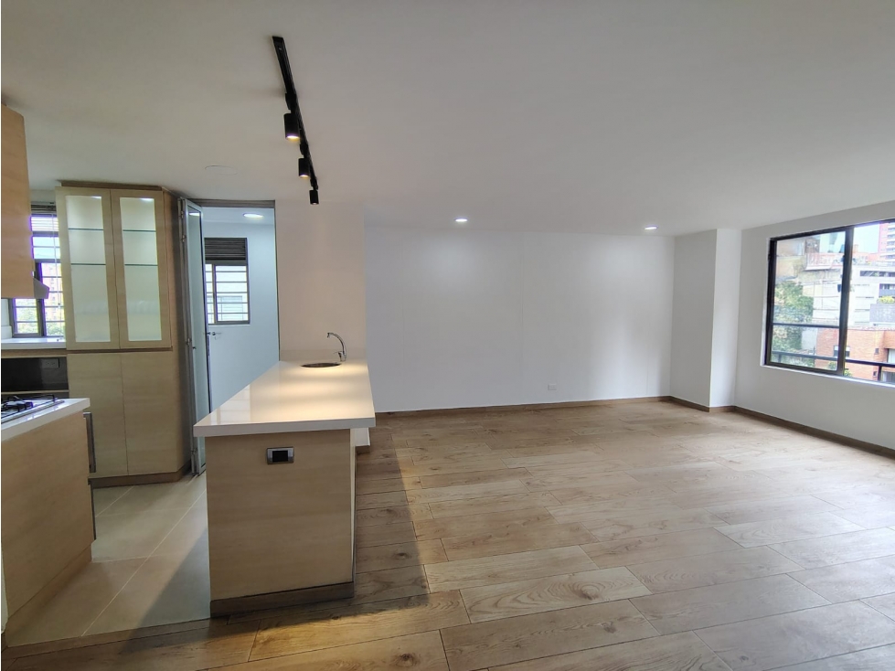 Apartamento en arriendo sector Alejandria — foto 2