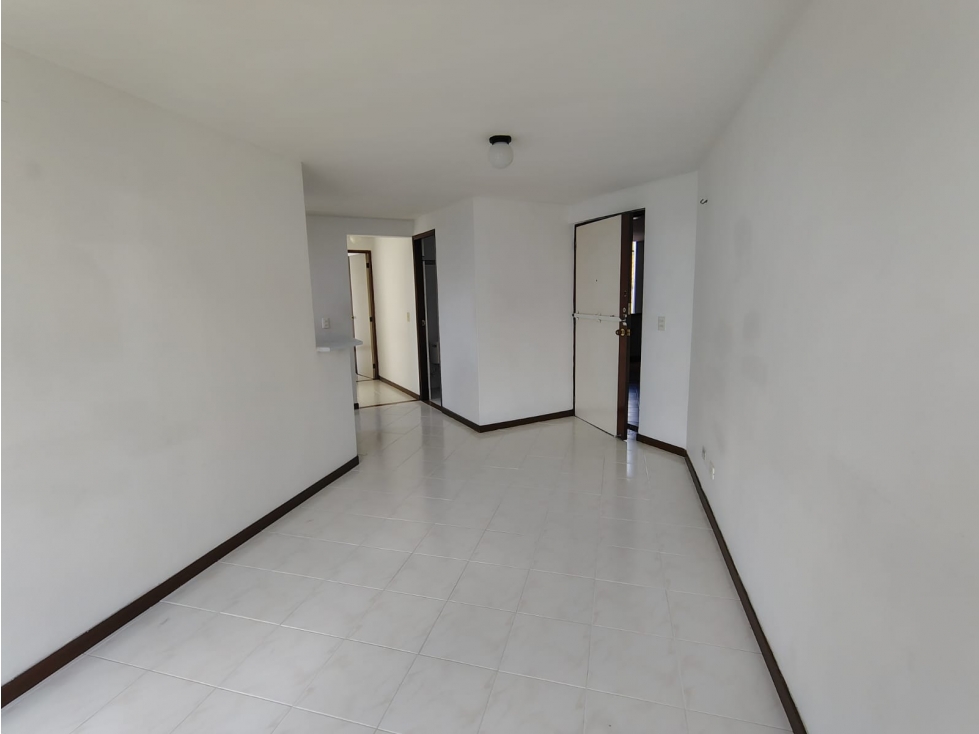 Apartamento en arriendo sector Manila — foto 2