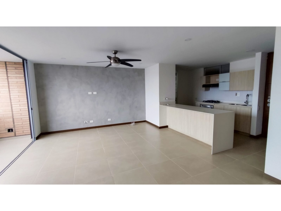Apartamento en Arriendo sector Loma de los Gonzalez — foto 3
