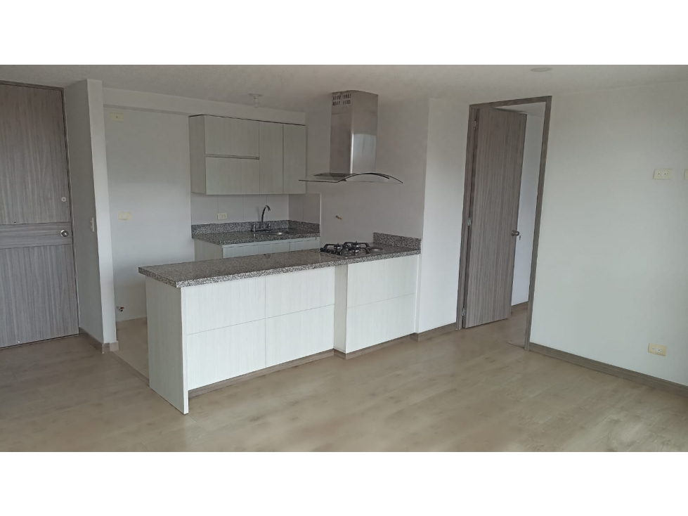 Apartamento en arriendo en Rionegro- los colegios — foto 3