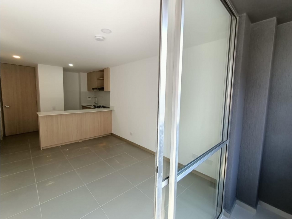 Aparta Estudio en Arriendo sector Santa Fe al frente de Ciudad del Rio — foto 2