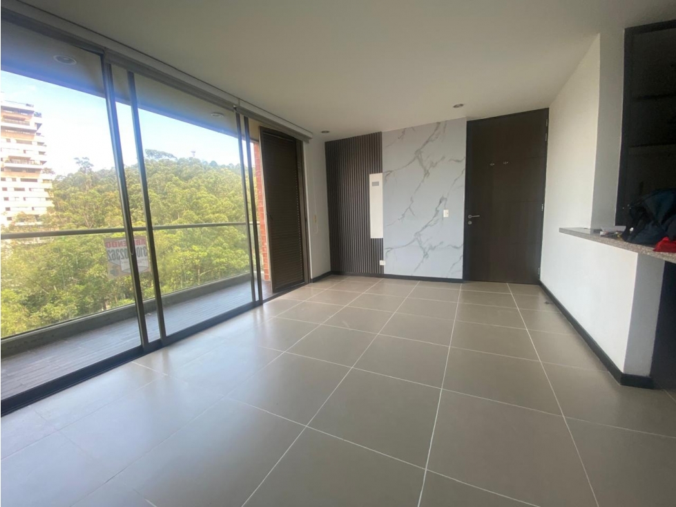 Arriendo Apartamento en el Poblado Sector Las Palmas — foto 3
