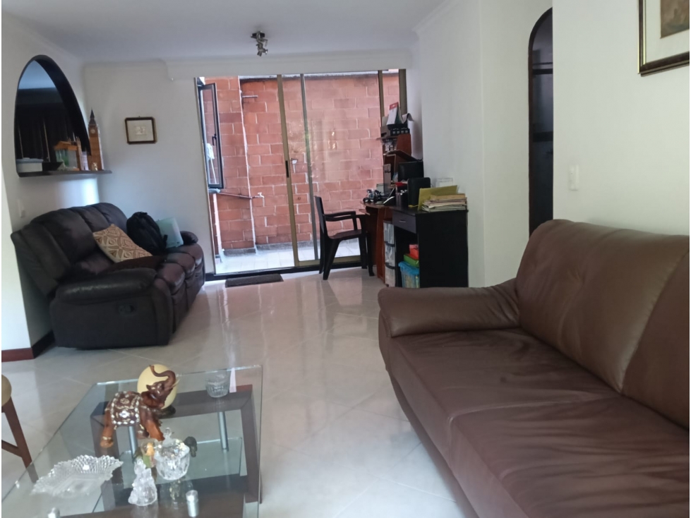 Arriendo Apartamento en Envigado Sector la Abadía — foto 4
